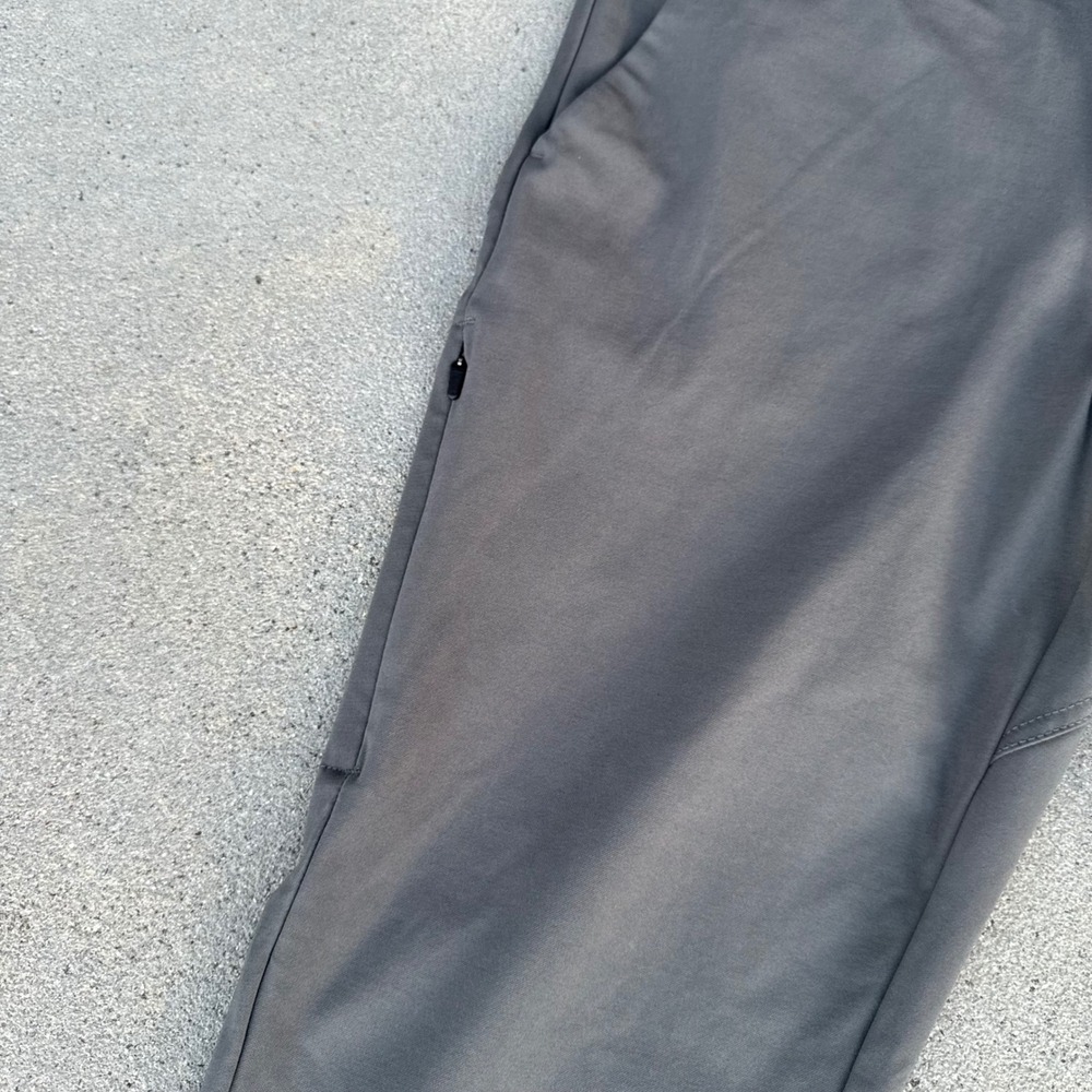 BYLT Premium Basics Everyday Pant Mens 34 Charcoal Grey Tapered Chino Trouser - Picture 2 of 14